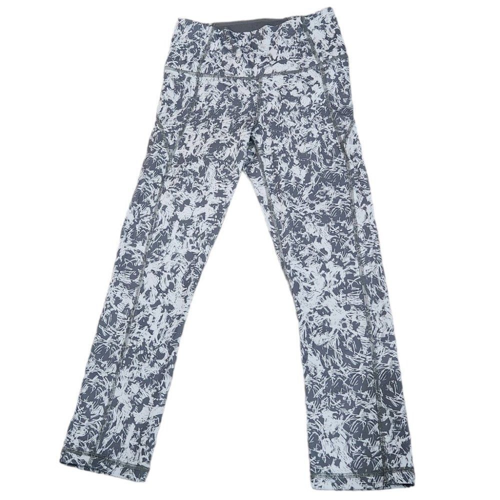 ❤️2/$18 Under Armour Crop Stretch Athlete Gym Leggings S